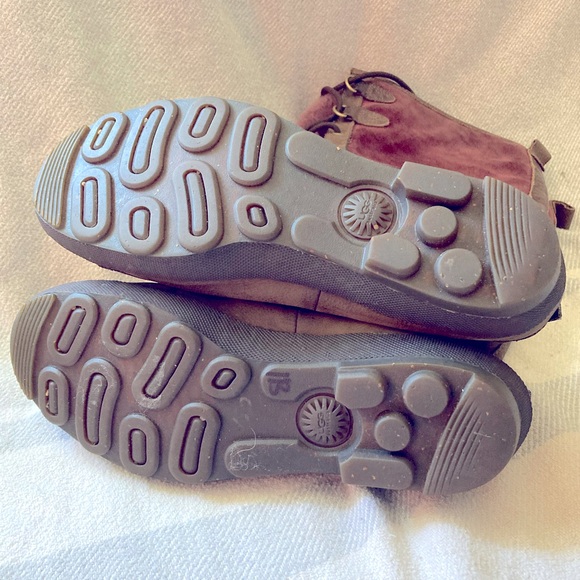 UGG Belcloud Duckboots Suede Leather Sheepskin Purple Plum Waterproof US 9 - Picture 2 of 8